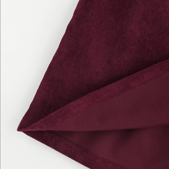 Maroon overall dress - Picture 4 of 4